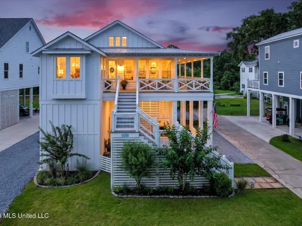 110 Cedar Ave, Pass Christian, MS 39571