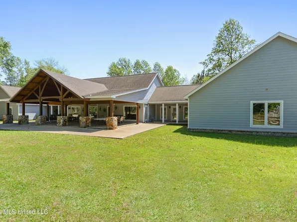 19649 Busby Rd, Vancleave, MS 39565