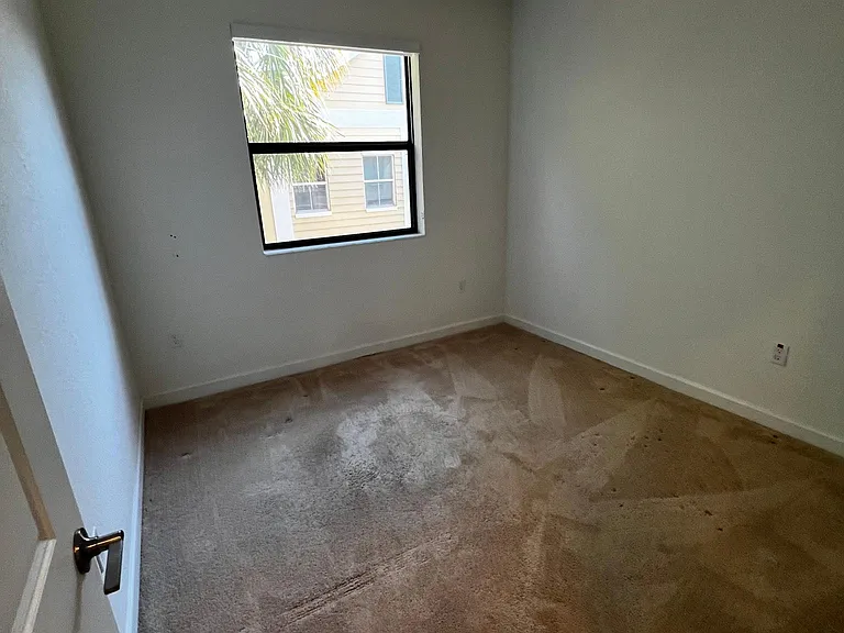 542 SW 19th Ter #542 — Photo 15