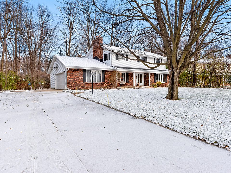 1st image of 5036 W Woodland Dr
