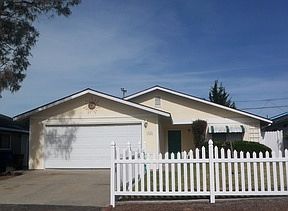 2nd image of 2371 Beach St