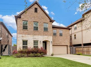 5304 Community Dr, Houston, TX 77005