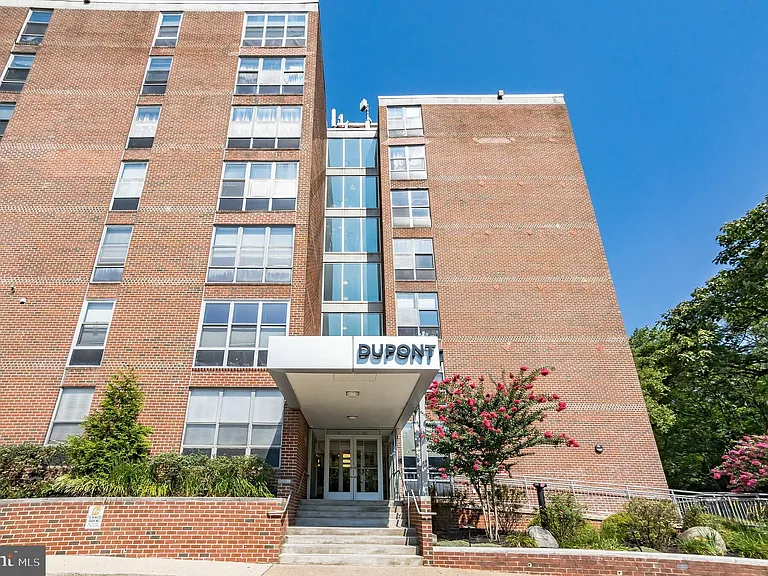 6100 Henry Ave #5B — Photo 2