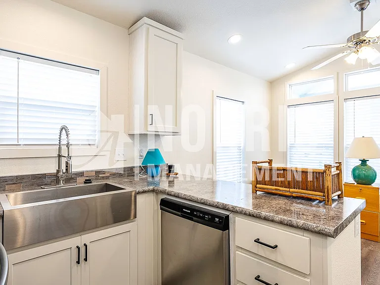 14010 S Amado Blvd — Photo 9