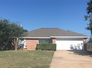 22 Connecticut Ave, Midlothian, TX 76065