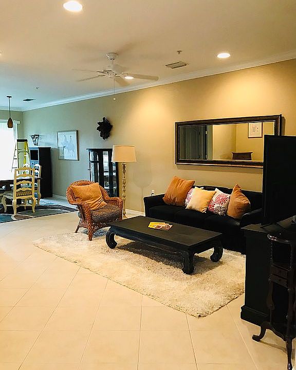 1st image of 3220 Cottonwood Bnd APT 605