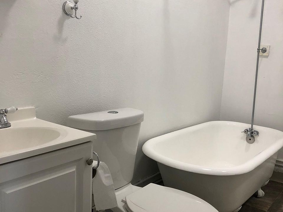 2nd image of 3821 5th Ave APT 14