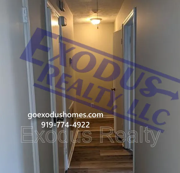 5812 Shenandoah Dr — Photo 6