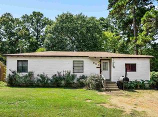 605 Waggoner St, Longview, TX 75604