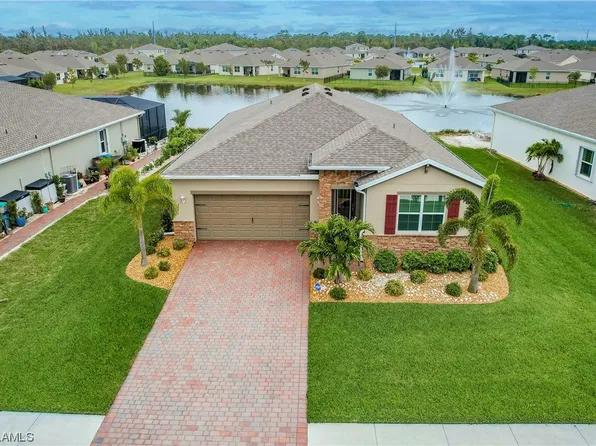 3341 Acapulco Cir, Cape Coral, FL 33909