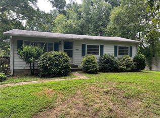 5484 Robinhood Rd, Winston Salem, NC 27106