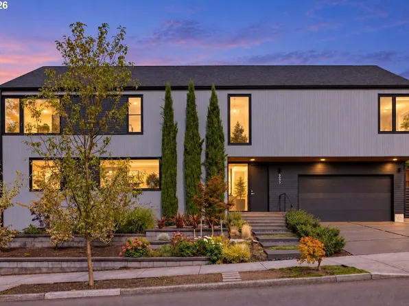 9077 NW Lovejoy St, Portland, OR 97229