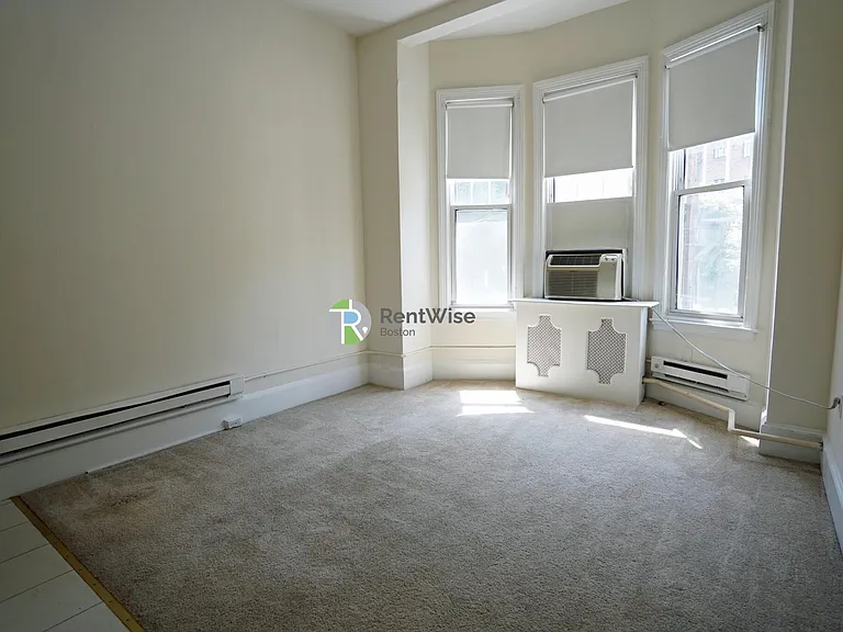 1223 Beacon St #105 — Photo 2
