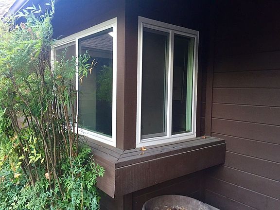 4th image of 1037 Pine Dr