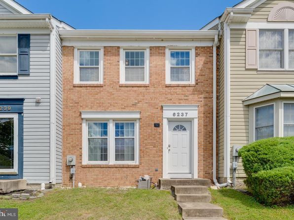 6237 N Steamboat Way