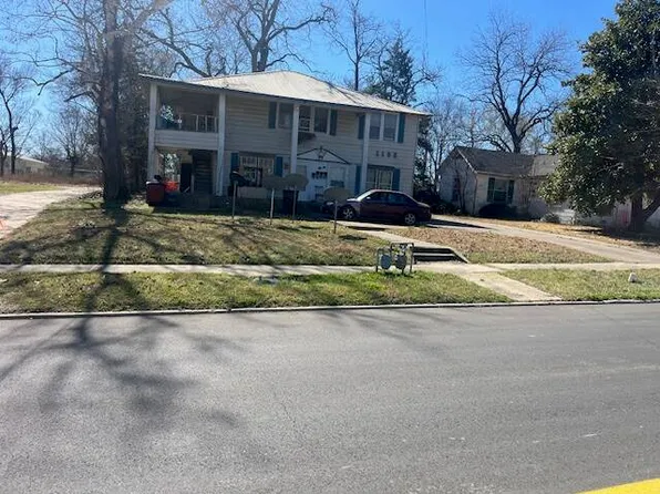 1108 W Main St, Clarksville, TX 75426