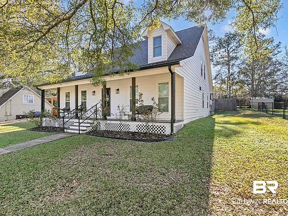 4th image of 9677 Hamilton Creek Dr N