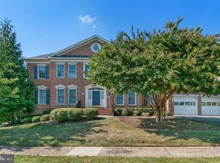 8362 Sapphire Lakes Ct, Gainesville, VA 20155