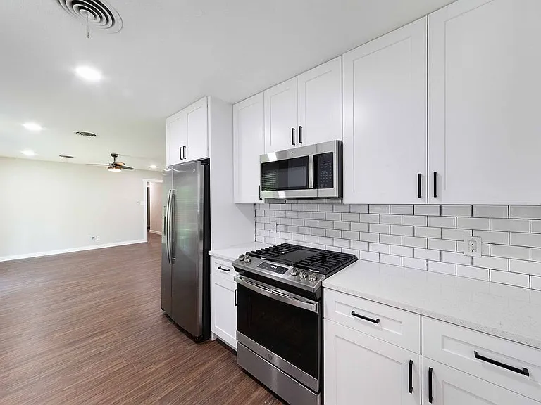 11603 Oak Trl — Photo 12