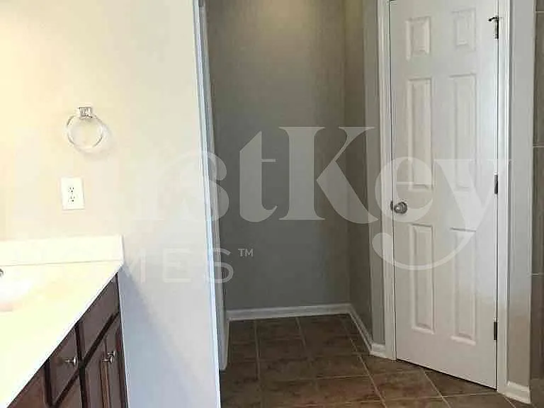 12204 Palomar Dr — Photo 11