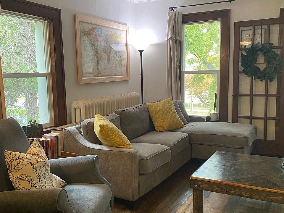 1st image of 361 N Grandview Ave #4
