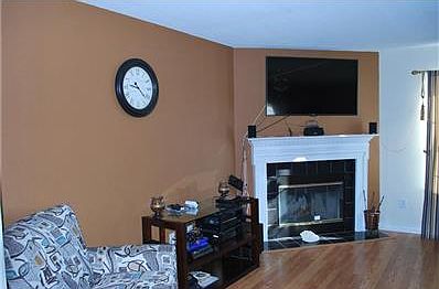 Formal Dinning Area...Great for large family gatherings