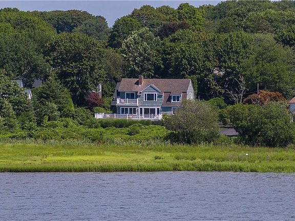 3rd image of 38 Pierce Ave