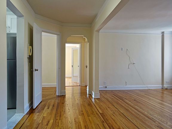 5th image of 5400 Netherland Ave Unit E31