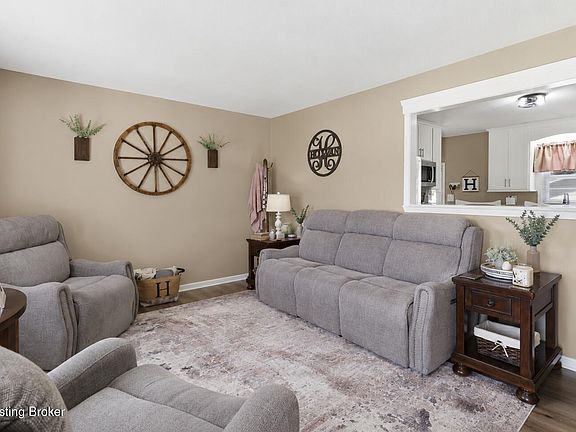 3rd image of 2419 McGee Dr