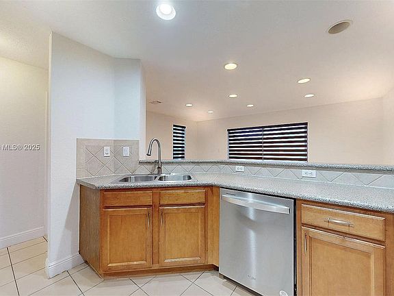 5th image of 12819 SW 31st Ct #129