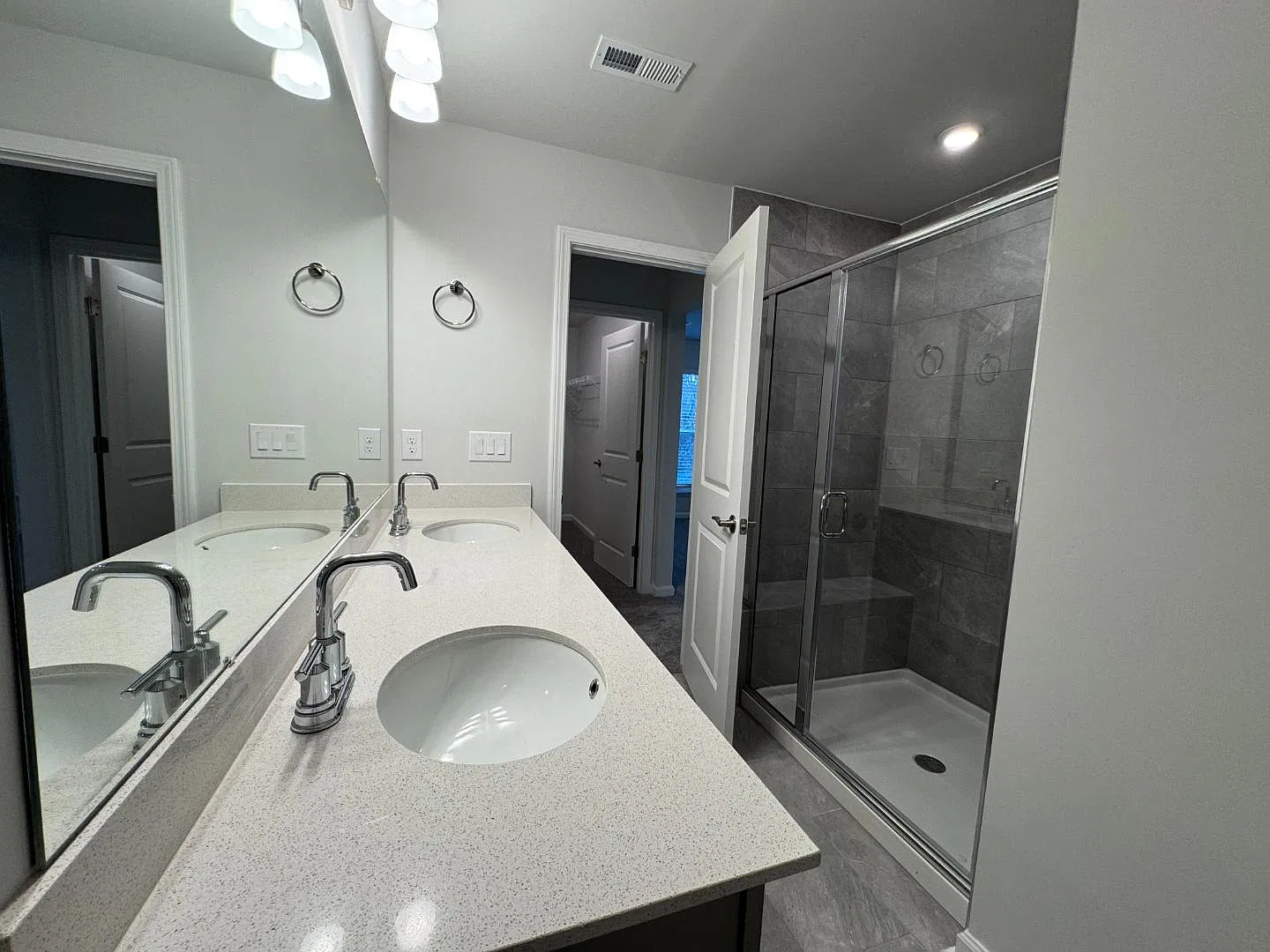 2110 Seacoast Avenue - 2110 Seacoast Avenue — Photo 2