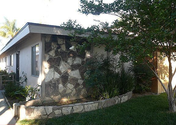 12432 Groveview Street