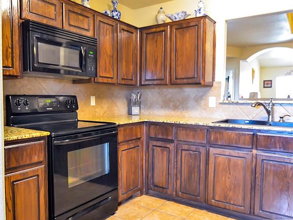2nd image of 2702 Alamocitos Creek Dr