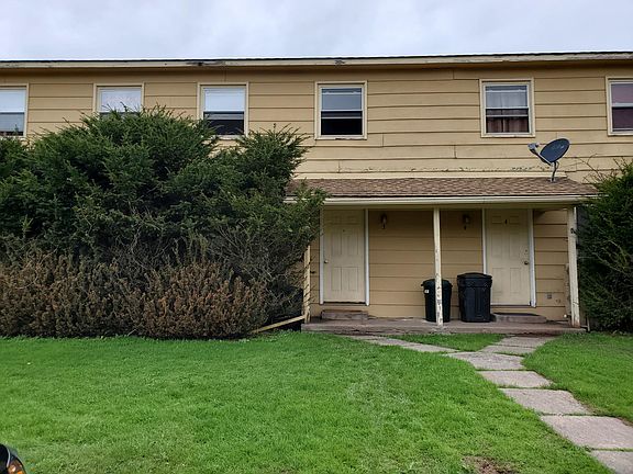 2nd image of 173 Phoebe Ln APT 3