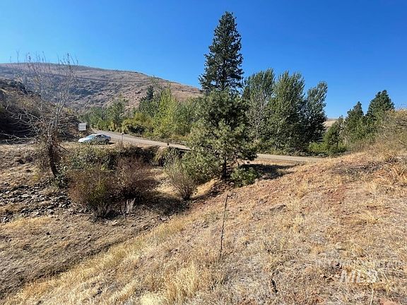 3rd image of Tbd Middle Fork Rd