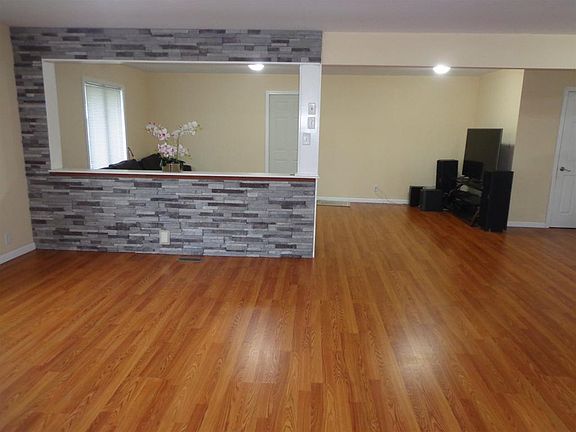3rd image of 4318 Norton Dr