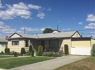 154 G St NE, Ephrata, WA 98823