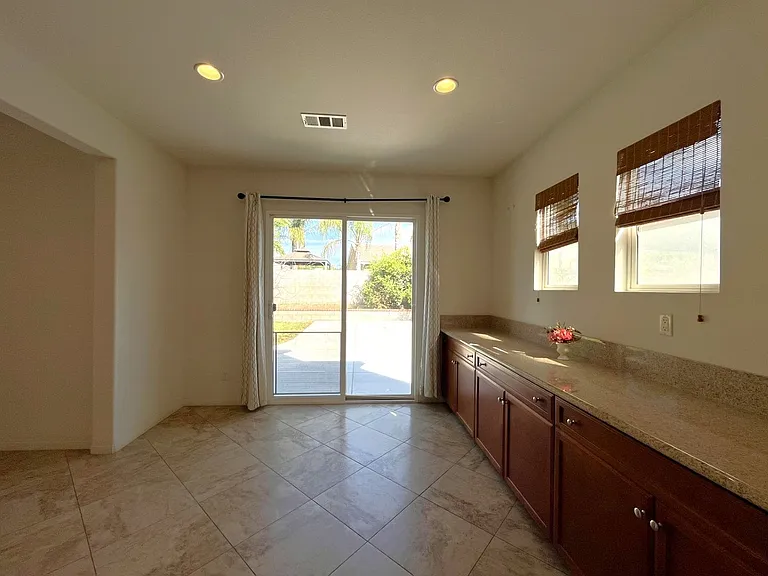 7143 Leighton Dr — Photo 12