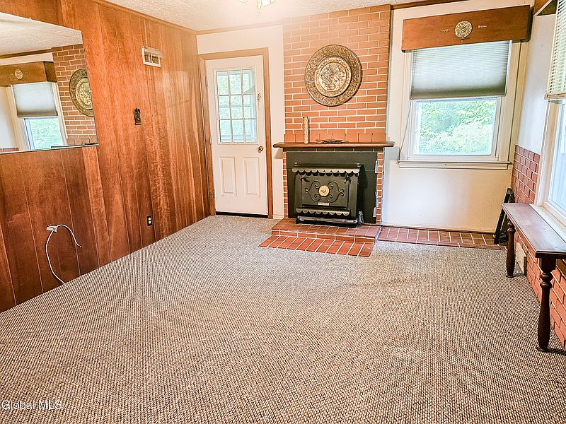 5th image of 107 Skyway Drive