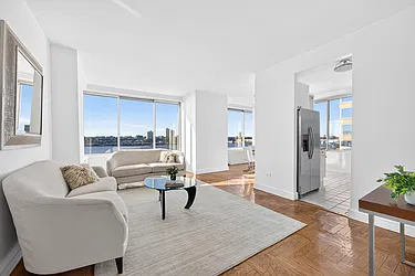200 Riverside Boulevard