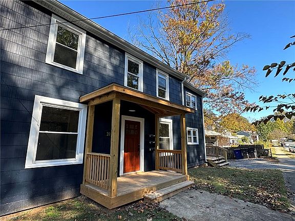 3rd image of 2093 Craig St
