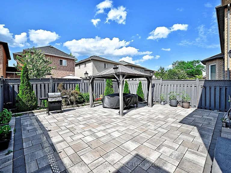 44 Equator Cres — Photo 30