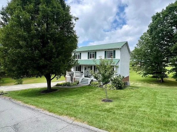 301 Lambert Dr, Beckley, WV 25801