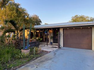 917 Riviera St, Venice, FL 34285