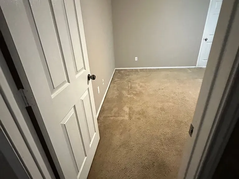 6709 Costa Dr — Photo 17