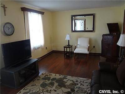 3rd image of 5474 Topsfield Ln