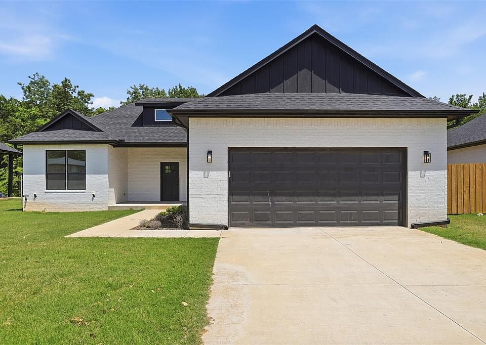 1st image of 4208 N Shadybrook Dr