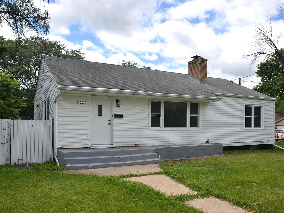 1st image of 2020 N Rockton Ave