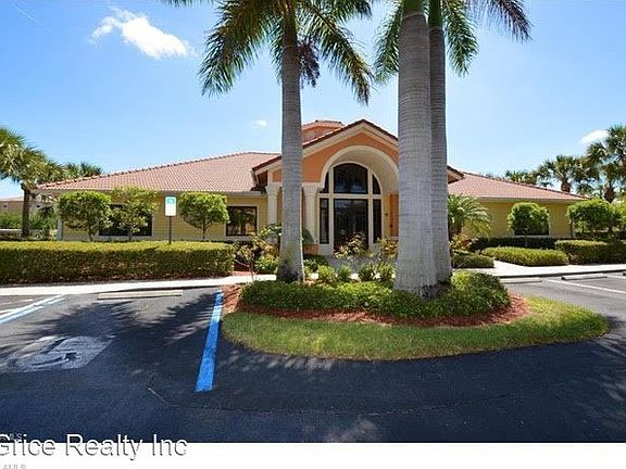 4th image of 8310 Whiskey Preserve Cir #242-1