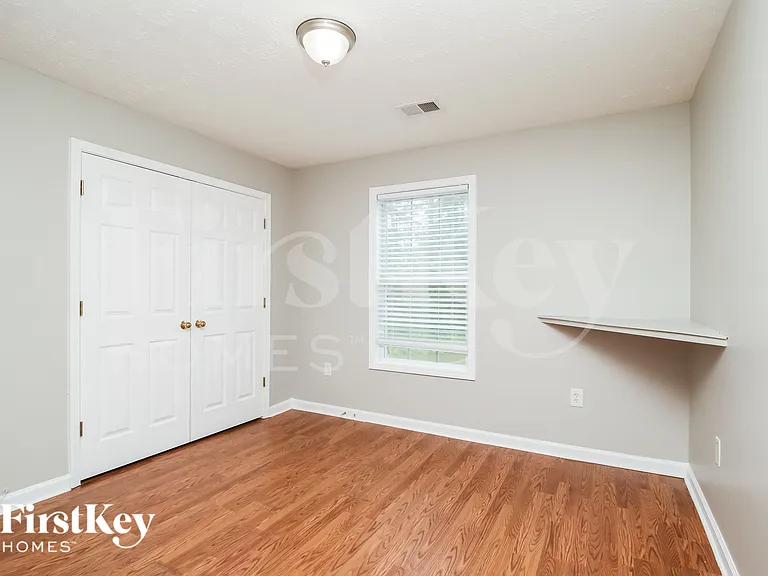 140 Thrasher Rd — Photo 15